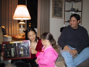 2001holiday12.jpg (52043 bytes)