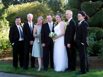 CynDar_wedparty.jpg (105780 bytes)