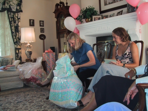 katiebabyshower10.jpg (139771 bytes)